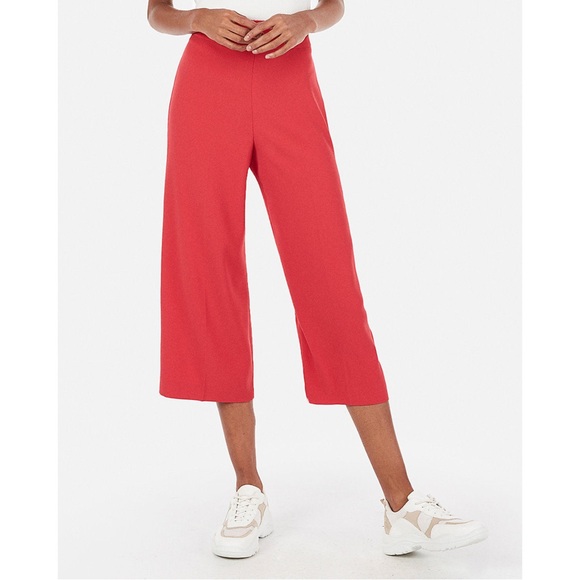 EXPRESS High Waisted Culotte Pant in Guava